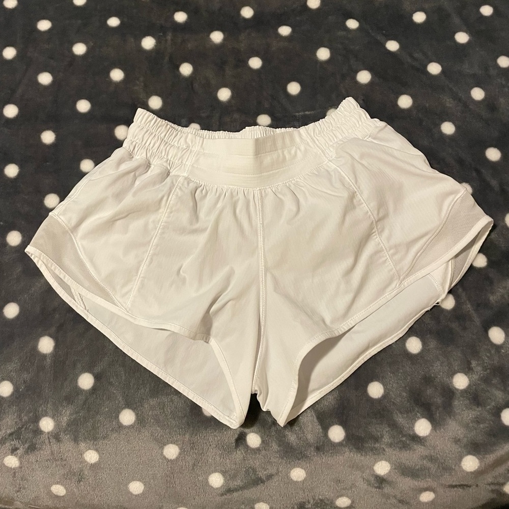 white lululemon shorts size 2
